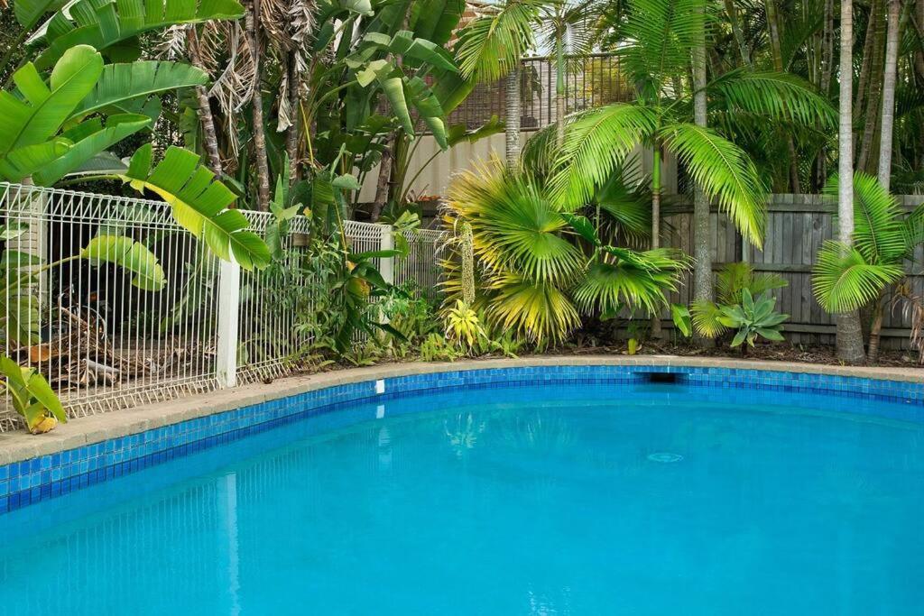 Ferienwohnung Vibes At Five Noosa Noosaville Exterior foto
