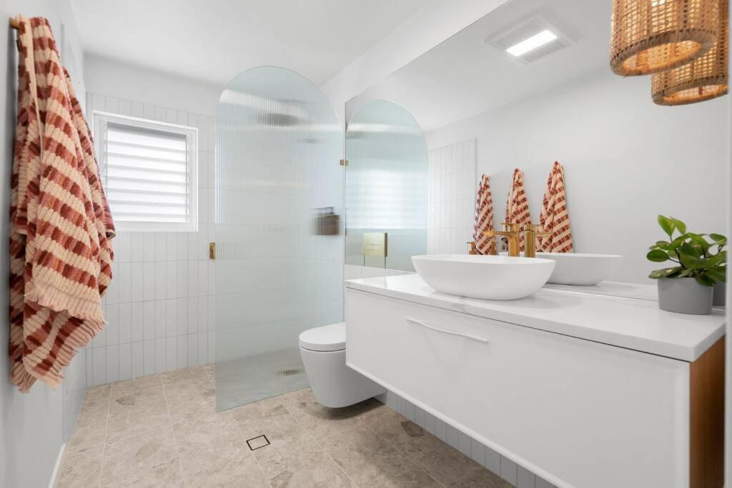 Ferienwohnung Vibes At Five Noosa Noosaville Exterior foto